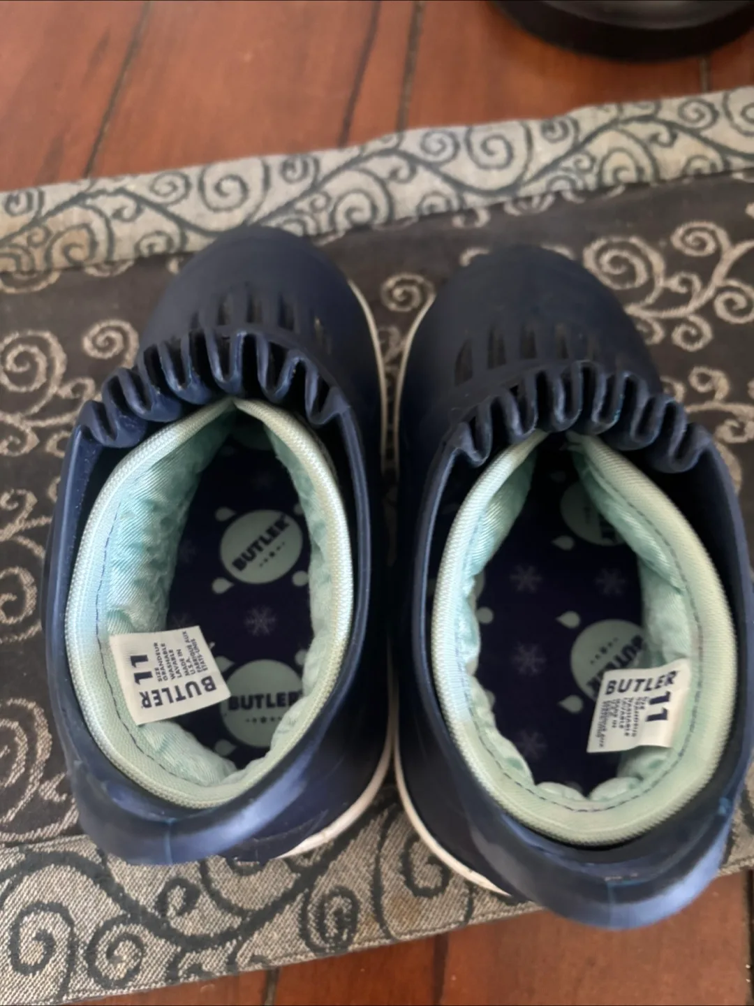 Butler rain Booties Size 11 image indicator(5)