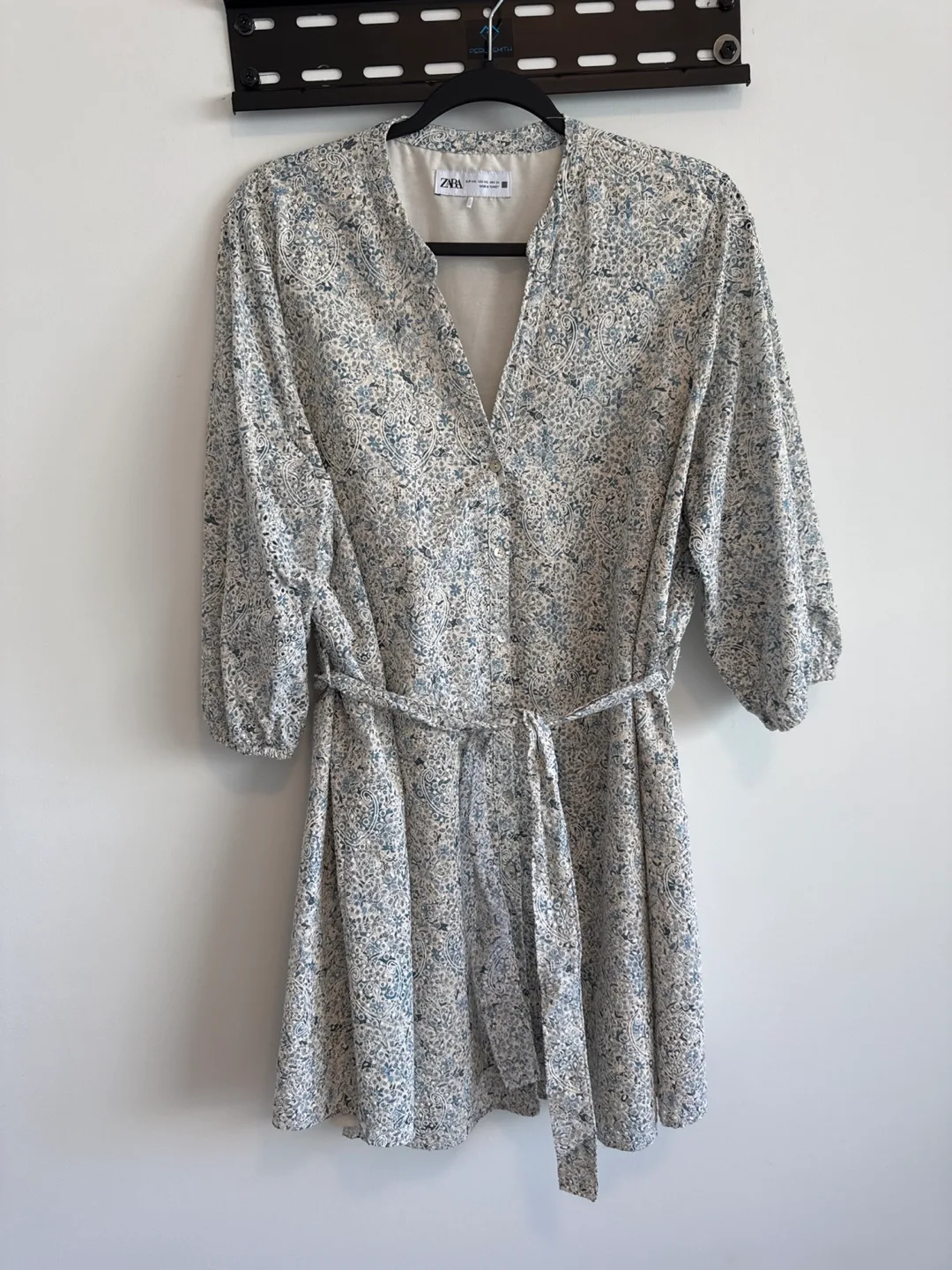 Zara Blue and White Floral Eyelet Mini Dress thumbnail