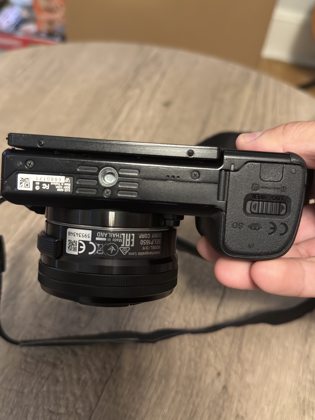 Sony Alpha a6000 Mirrorless Camera with SLEP16-50mm Lens - photo 5