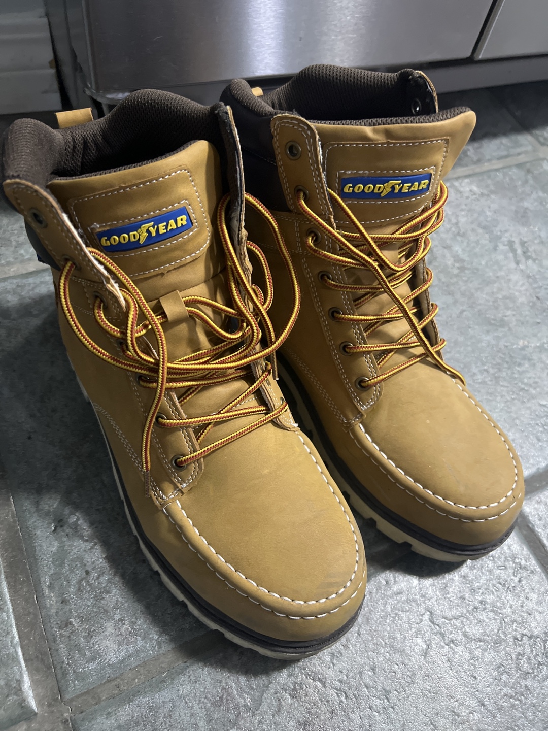 Men's Goodyear Steel toe  Boots, Size 9.5M