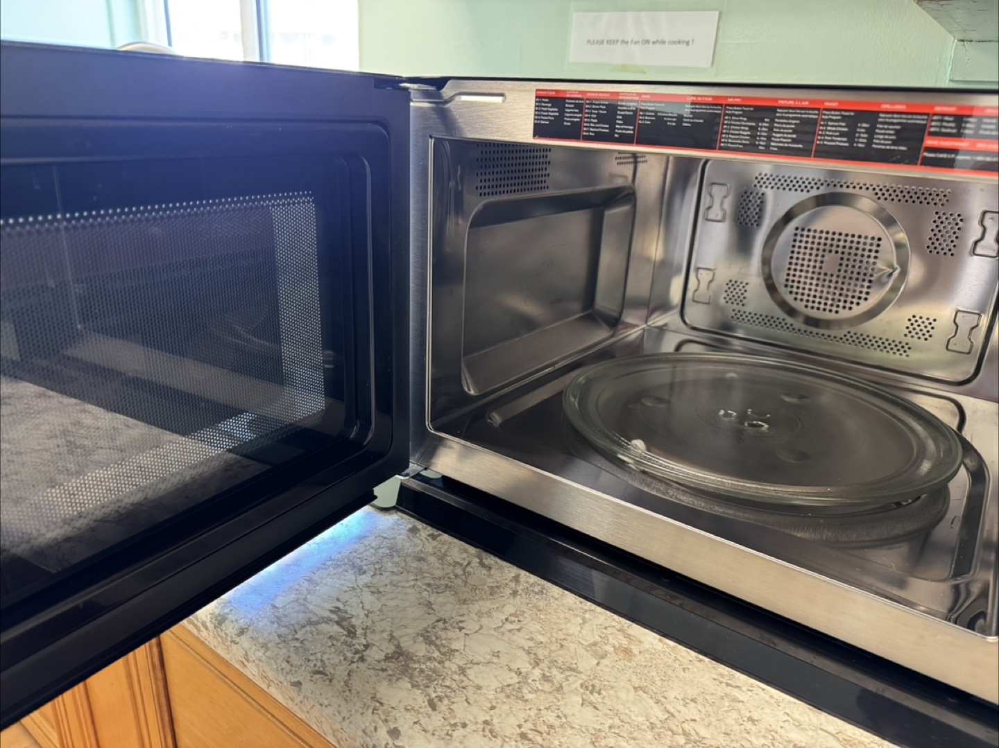 Galanz SpeedWave 2-in-1 Microwave Convection Oven - photo 2