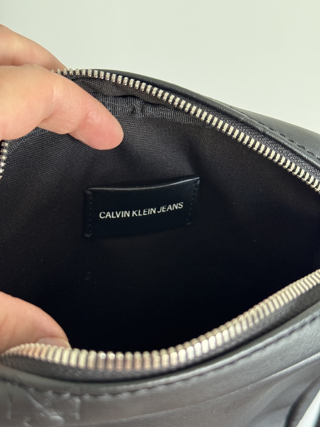 Calvin Klein Jeans Black Crossbody Bag - photo 3