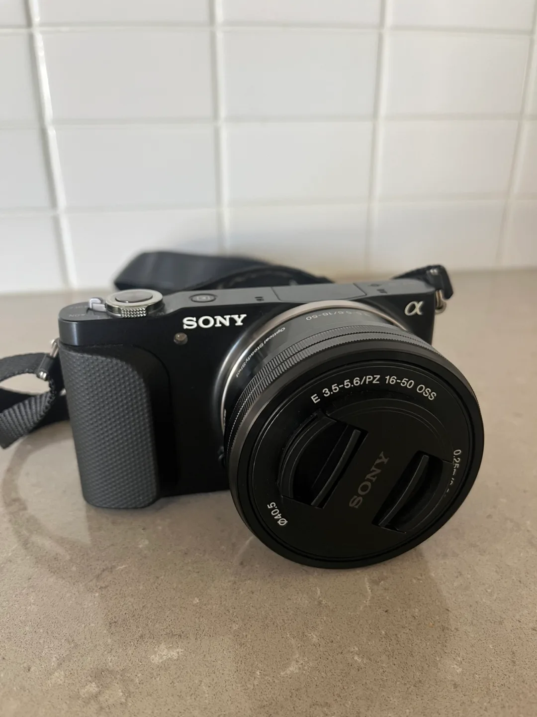 Sony Alpha NEX-3N Mirrorless Camera with Lens thumbnail
