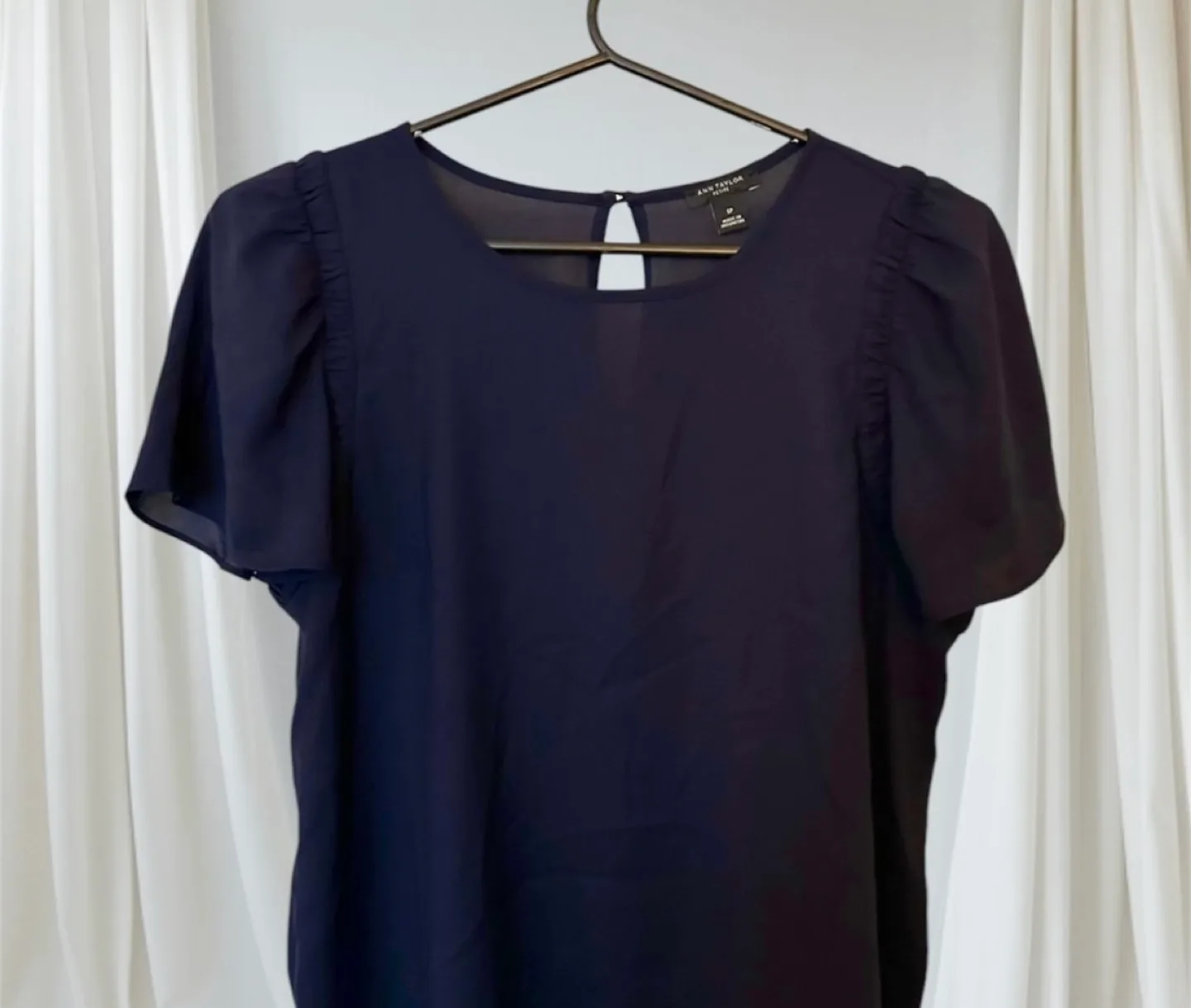 Ann Taylor Navy Blue Short Sleeve Blouse - Size Small thumbnail