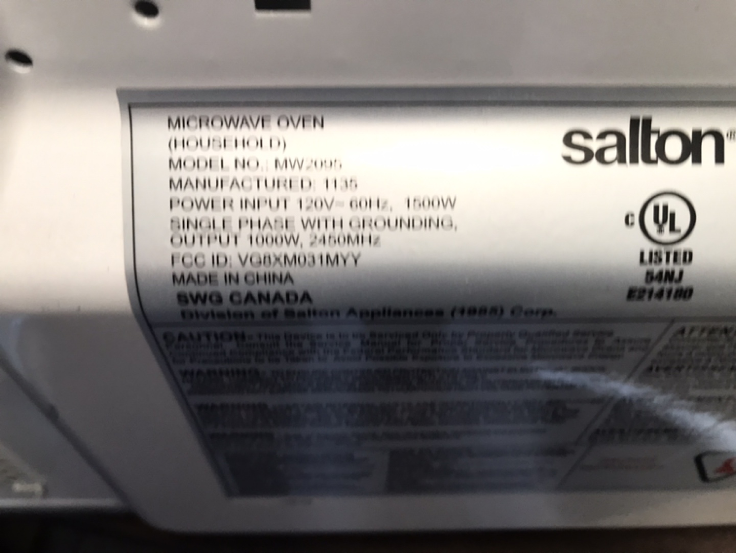 Salton Microwave Oven - White - photo 3