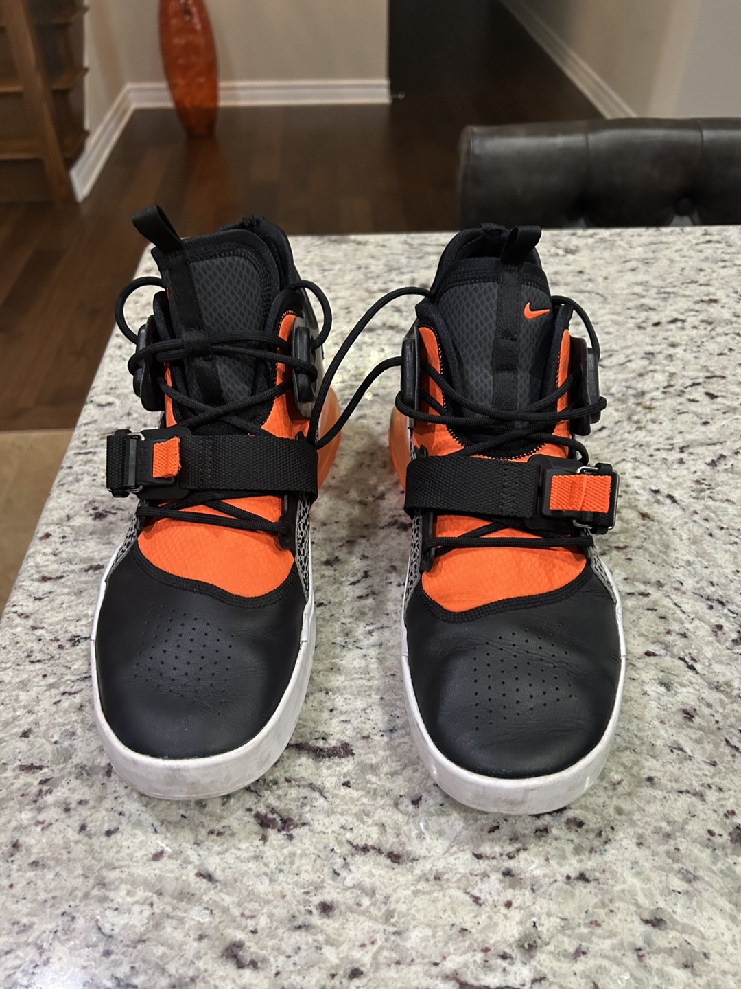 Nike Air Force 270 Black and Orange Sneakers - photo 3