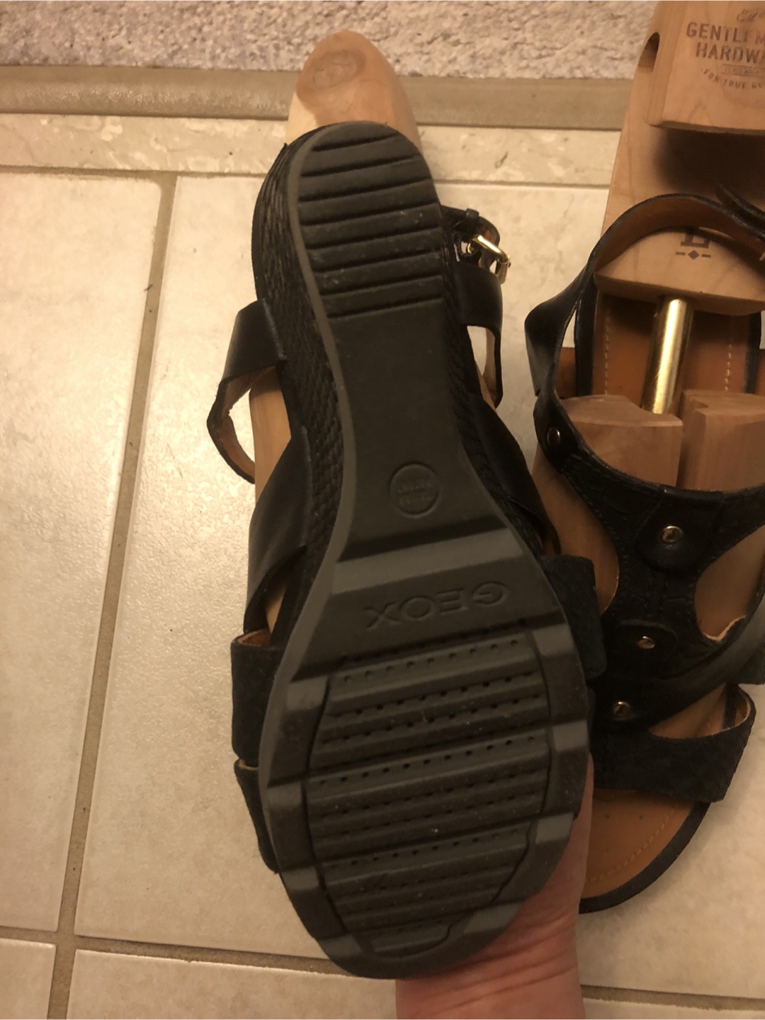Geox Women's Black Leather Wedge Sandals - photo 4