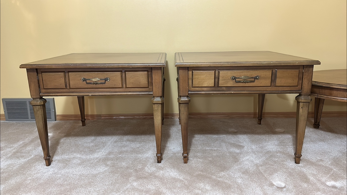 Pair of Brandt Vintage End Tables - photo 2