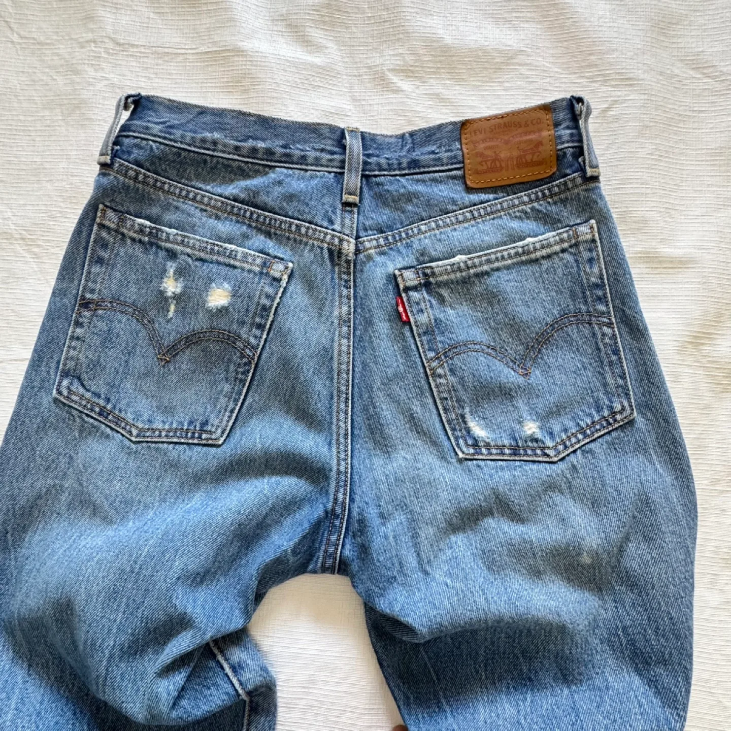 Levis jeans 27 image indicator(7)