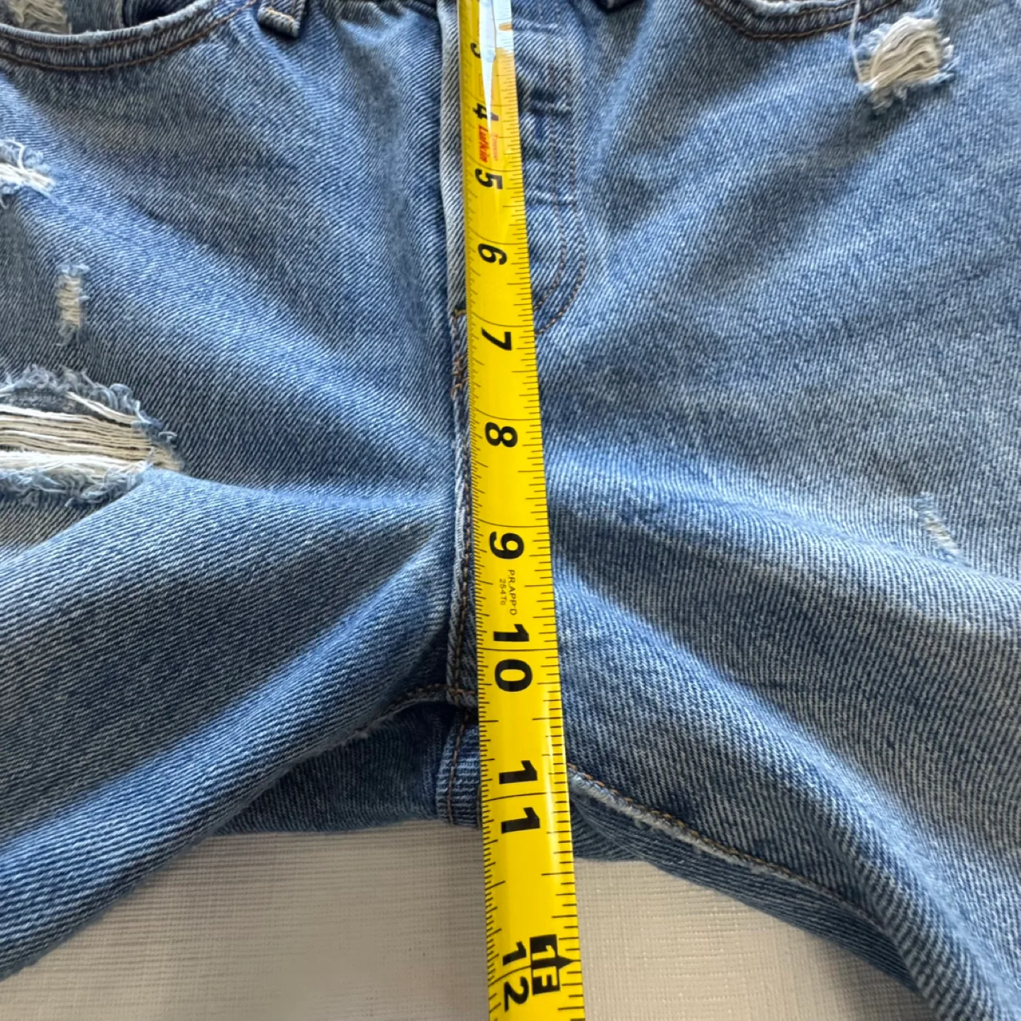 Levis jeans 27 image indicator(9)