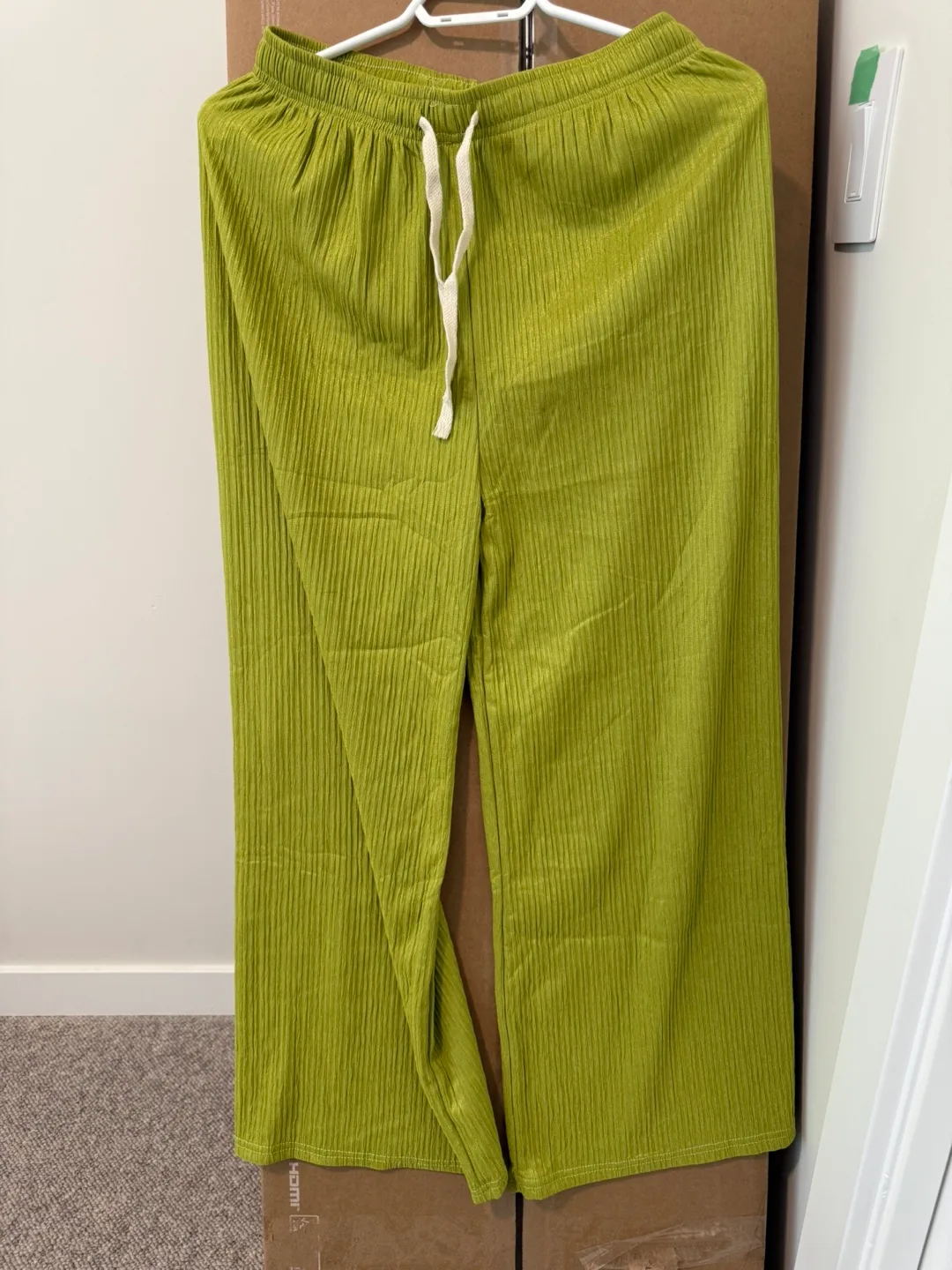 Women's Olive Green Ribbed Wide Leg Pants thumbnail