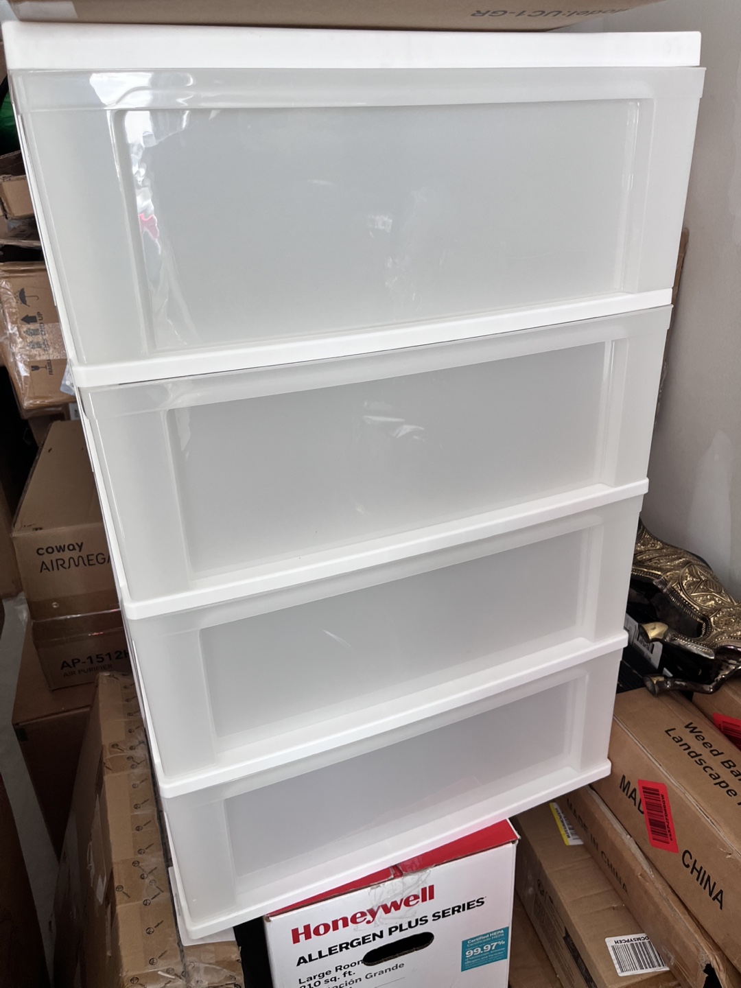 White Plastic 4-Drawer Storage Unit