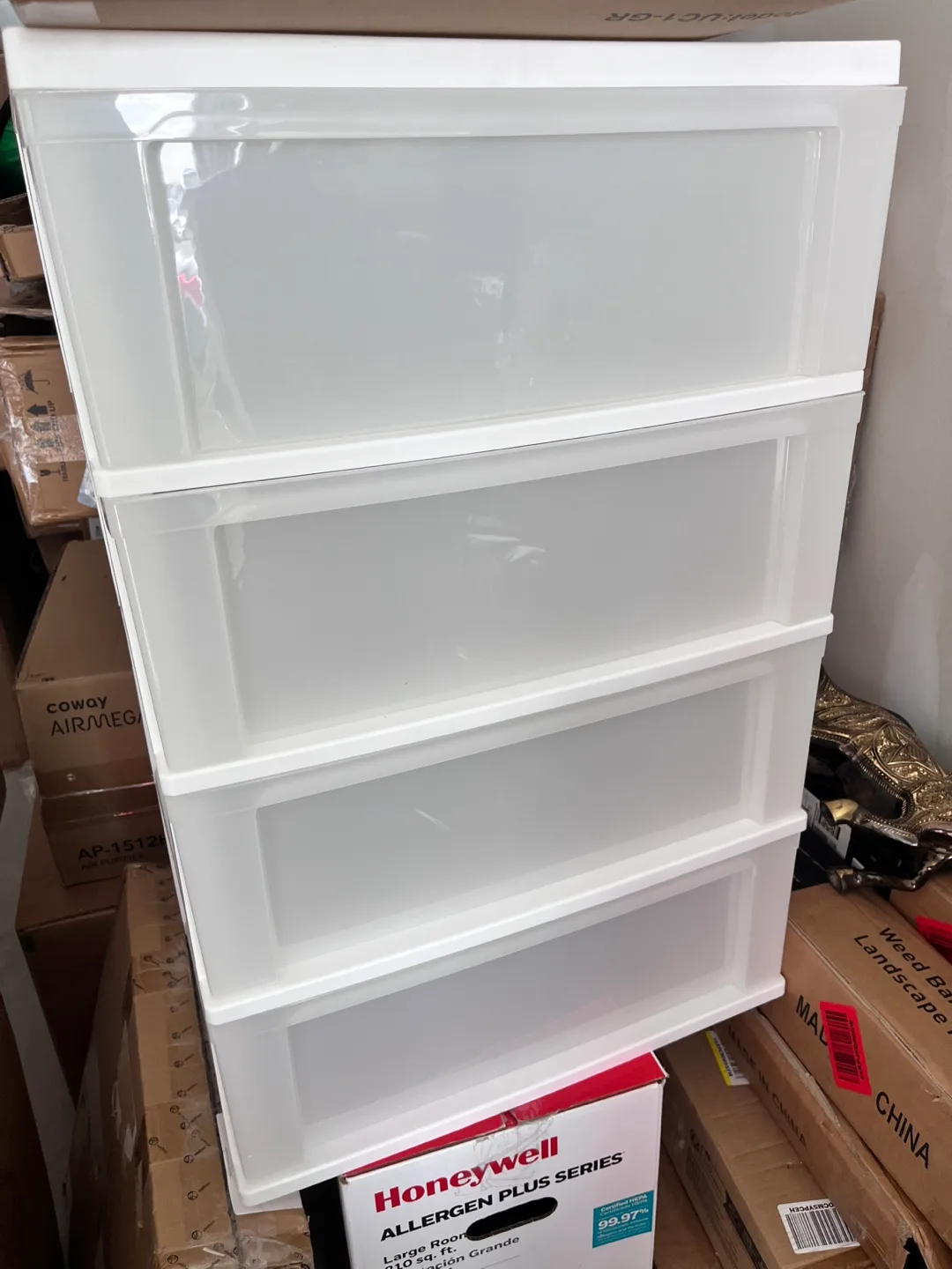 White Plastic 4-Drawer Storage Unit thumbnail
