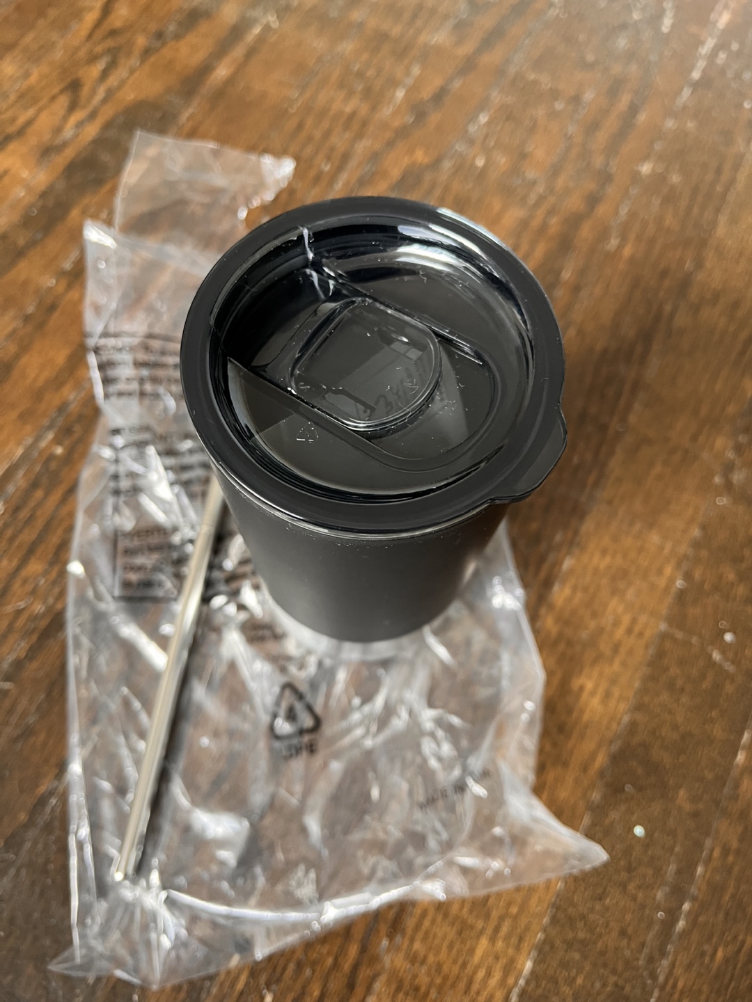 tumbler with straw - photo 2