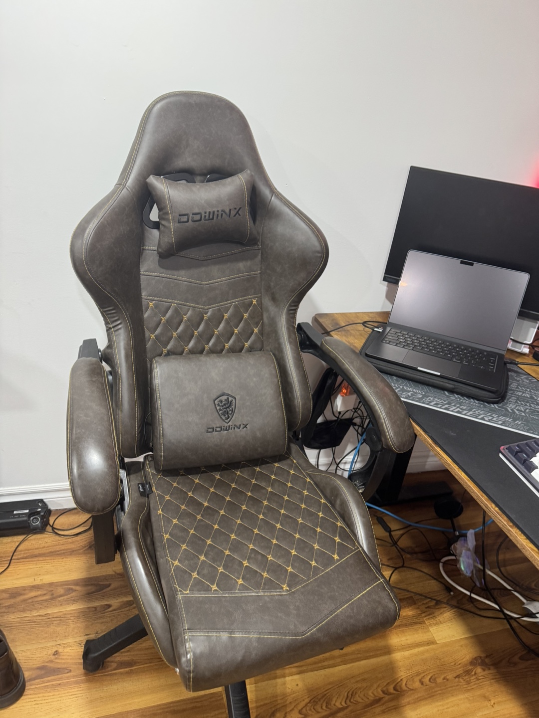 DOWINX Gaming Chair - Brown Leatherette