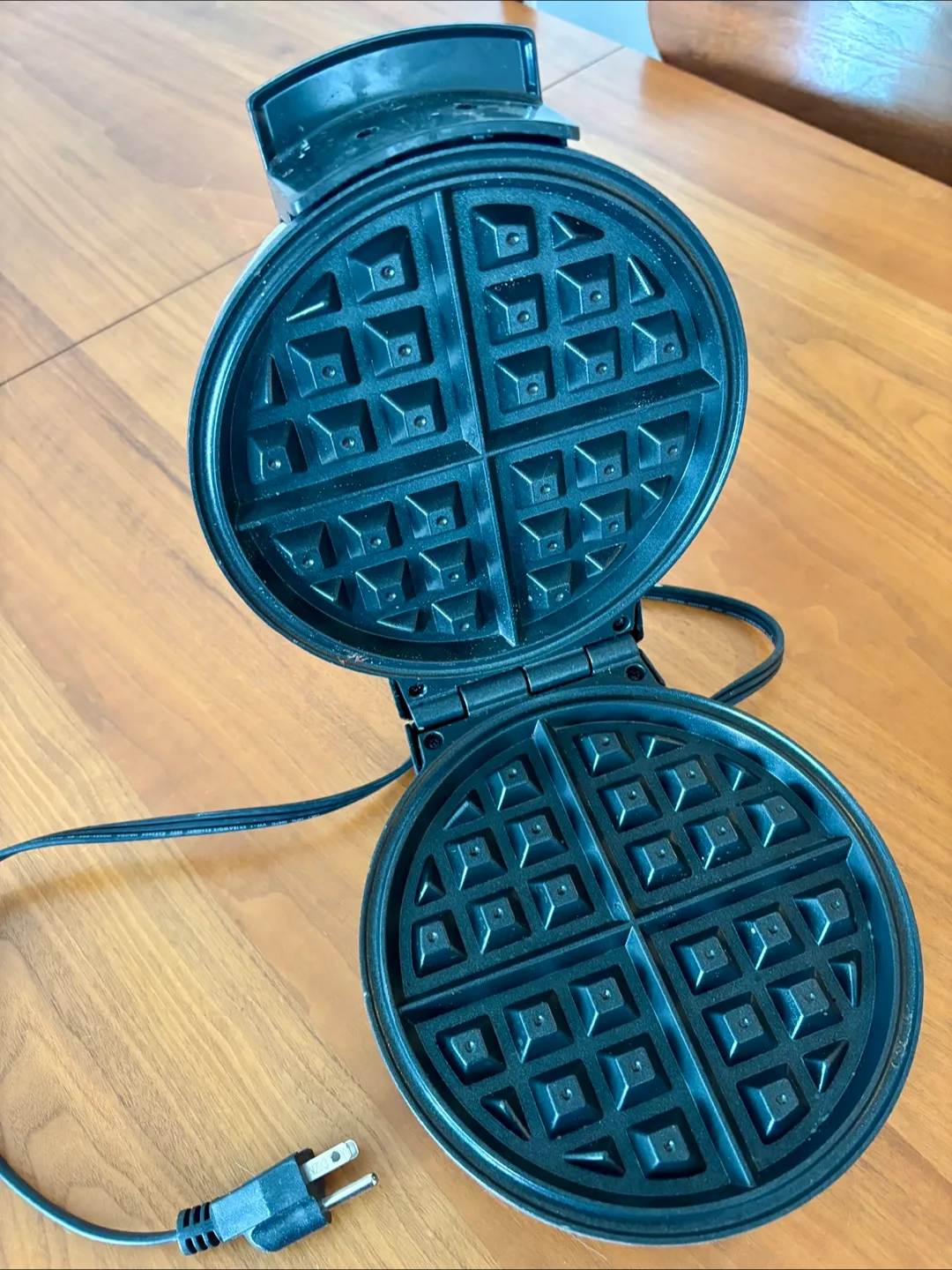 Oster Waffle Maker image indicator(4)