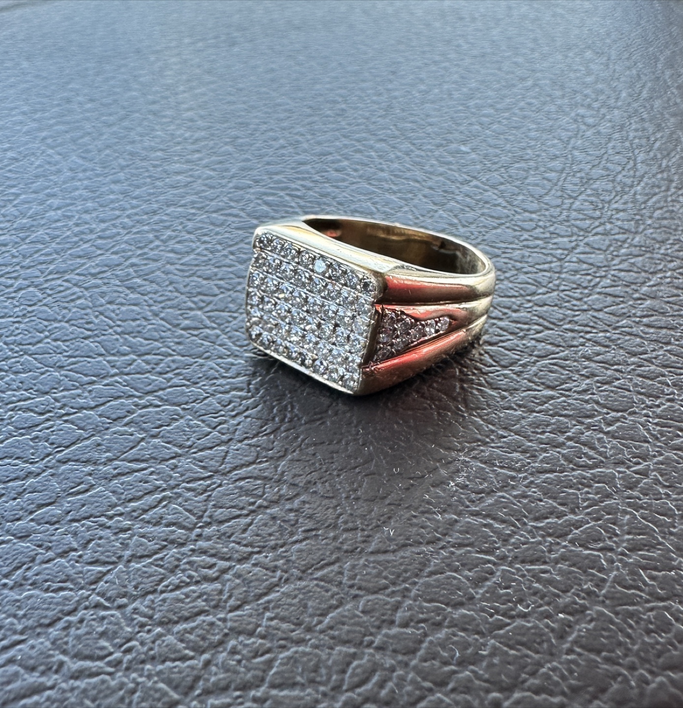Men or Woman’s 14k pure gold Diamond Ring - photo 3