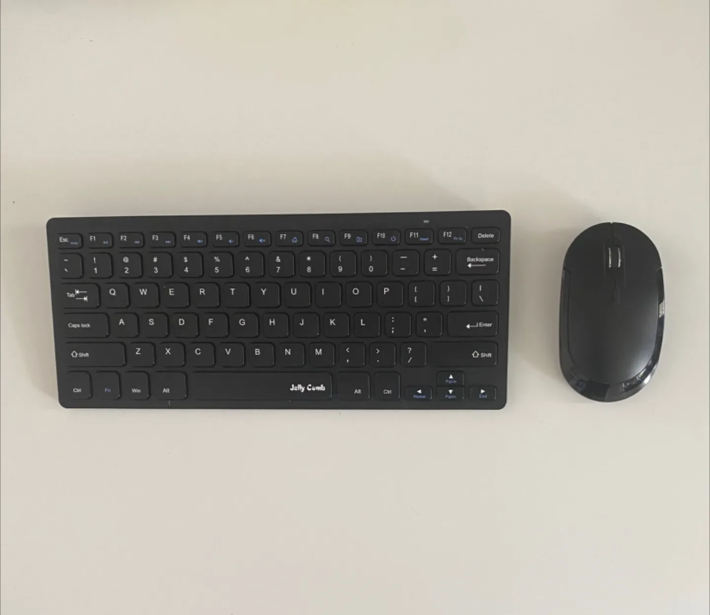 Quiet Wireless Keyboard and Mouse thumbnail