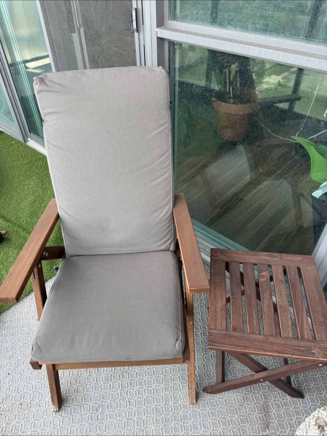 IKEA ÄPPLARÖ Folding Chair with Side Table - photo 2