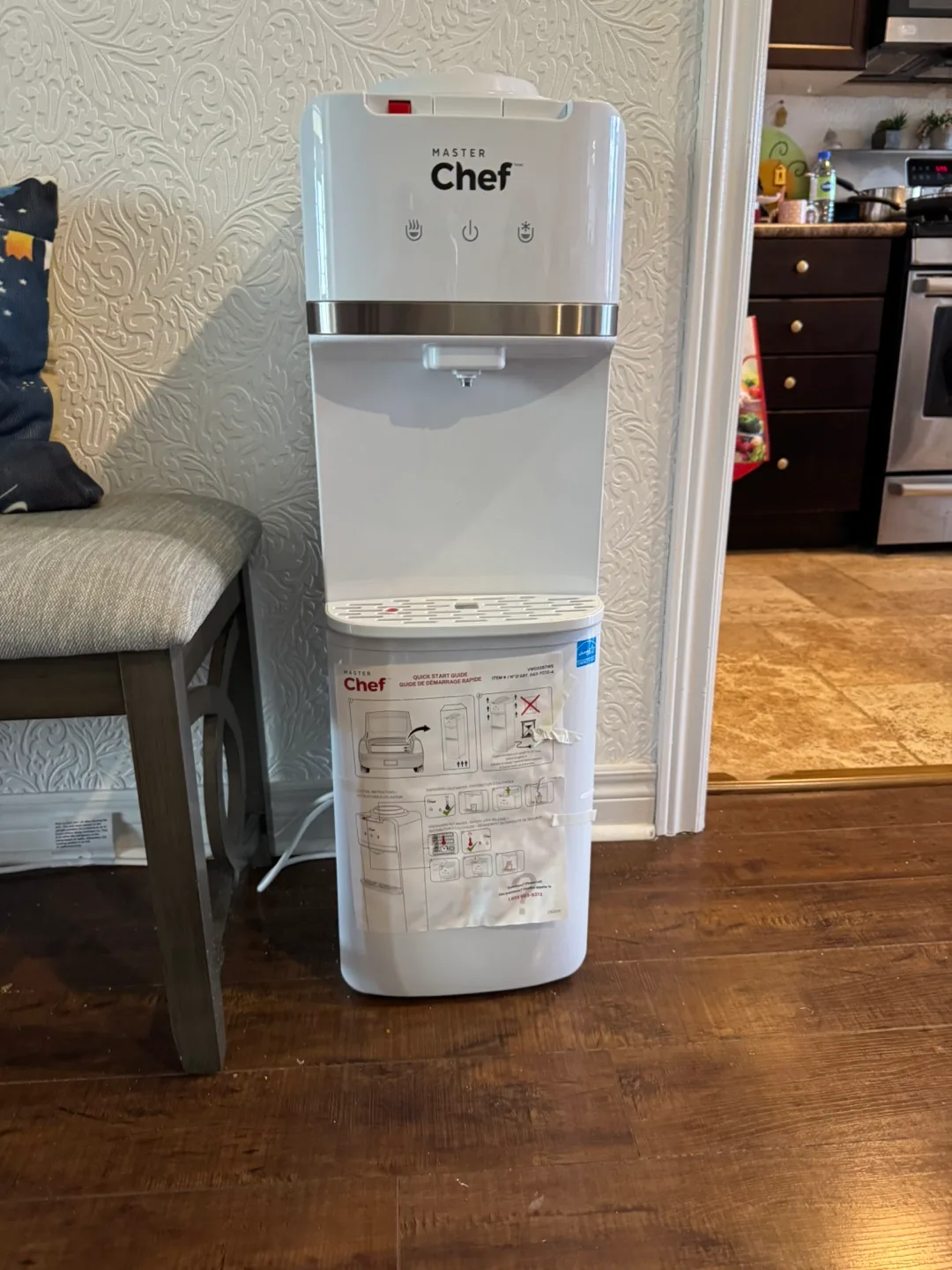 Master Chef Hot and Cold Water Dispenser thumbnail
