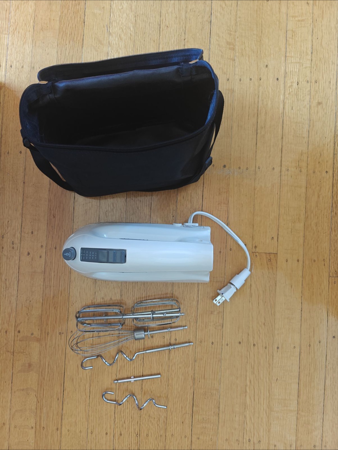 Hand Mixer