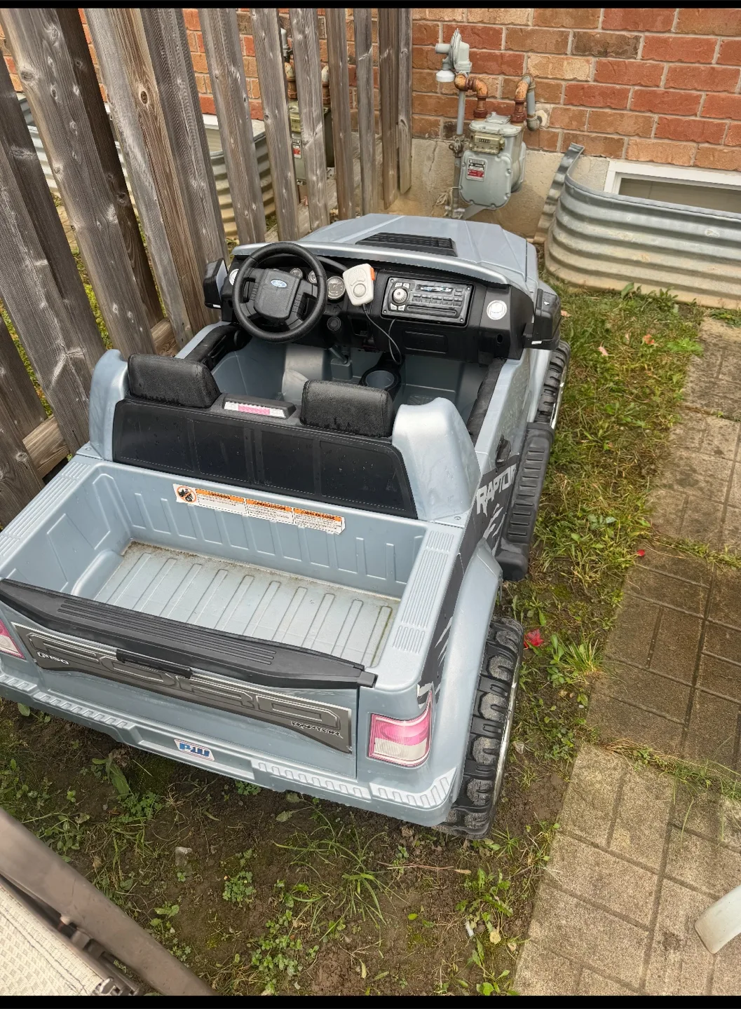 Kids' Ride-On Ford F-150 Raptor Truck image indicator(4)