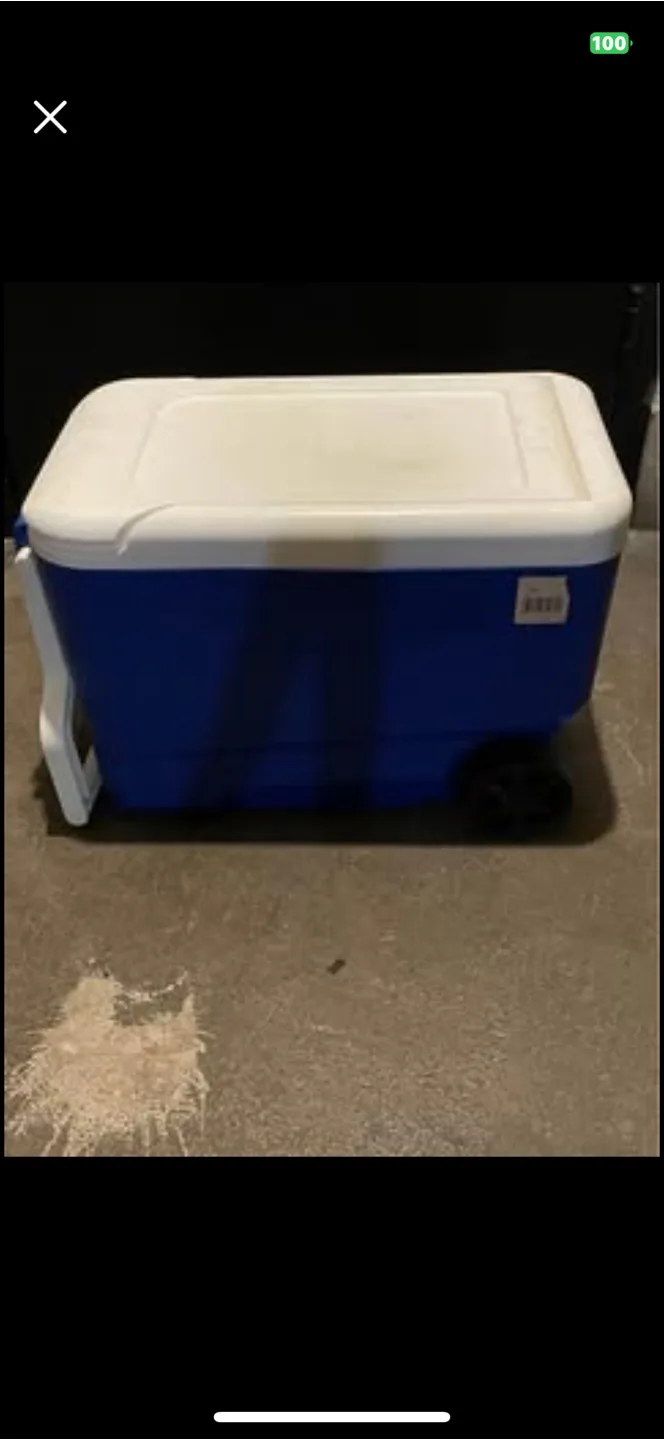 Igloo Rolling Cooler image indicator(4)