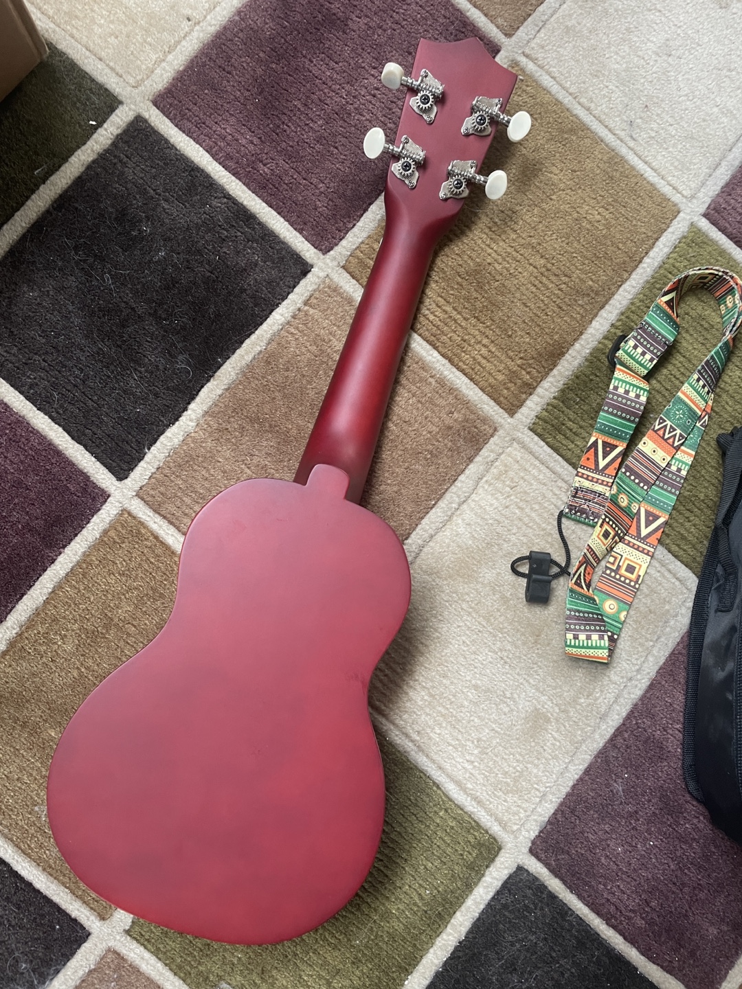 Ukulele with Case and Strap - photo 3