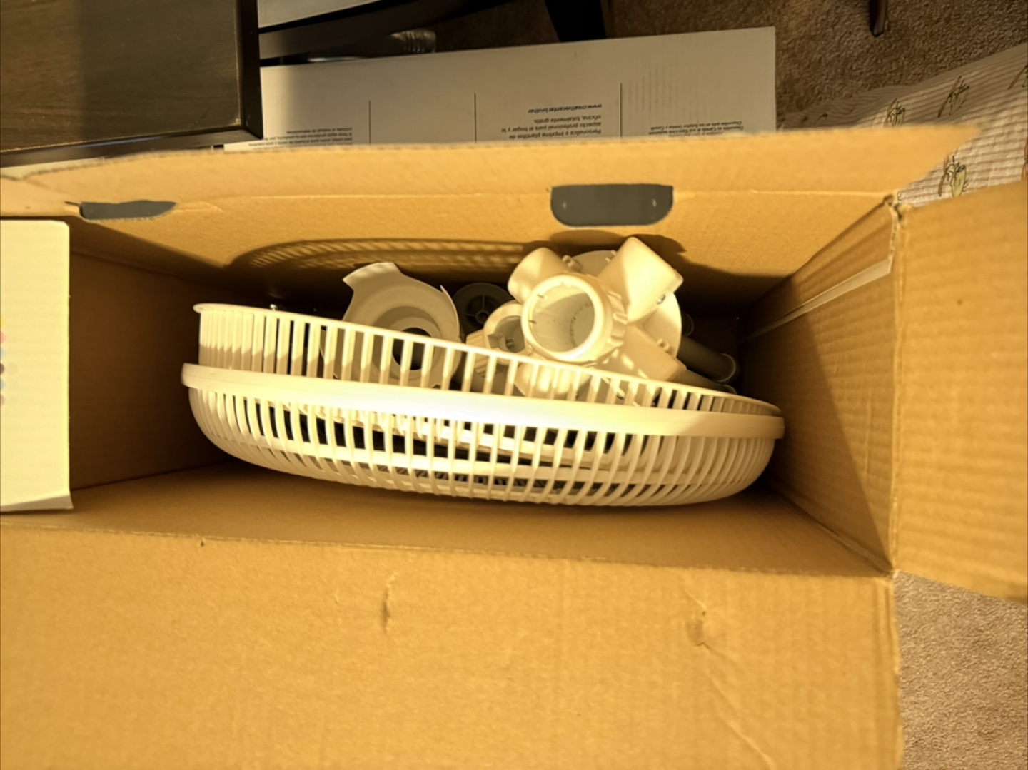 16" Oscillating Pedestal Fan with Folding Base - photo 3
