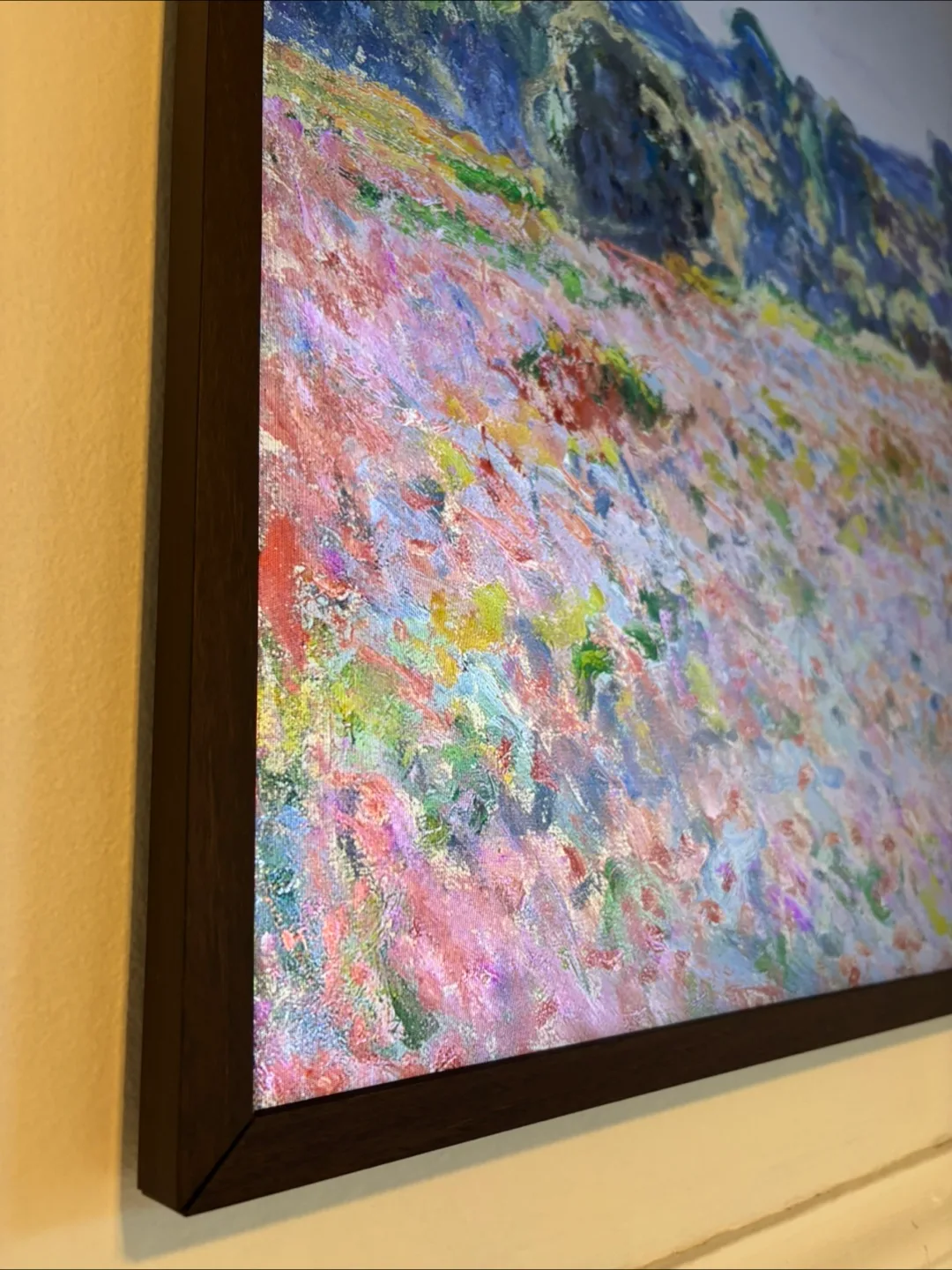 Samsung Frame TV 55” (2024) + Wall Mount – Excellent Condition image indicator(3)