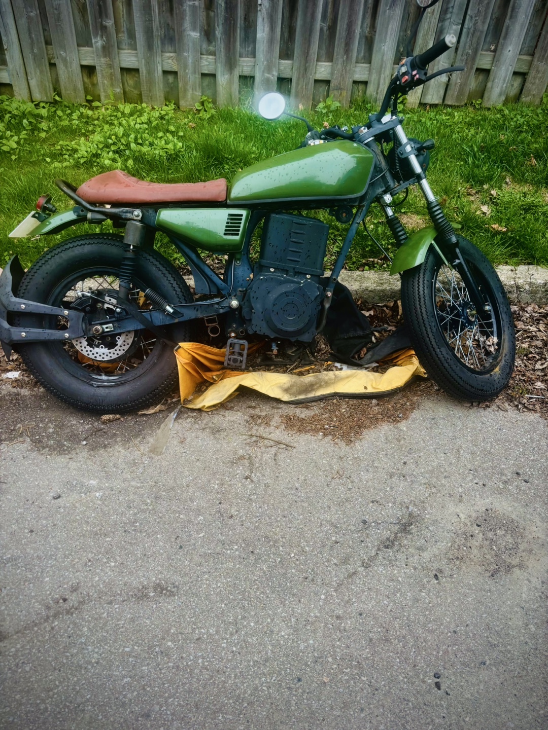 Green Cafe Racer EBike