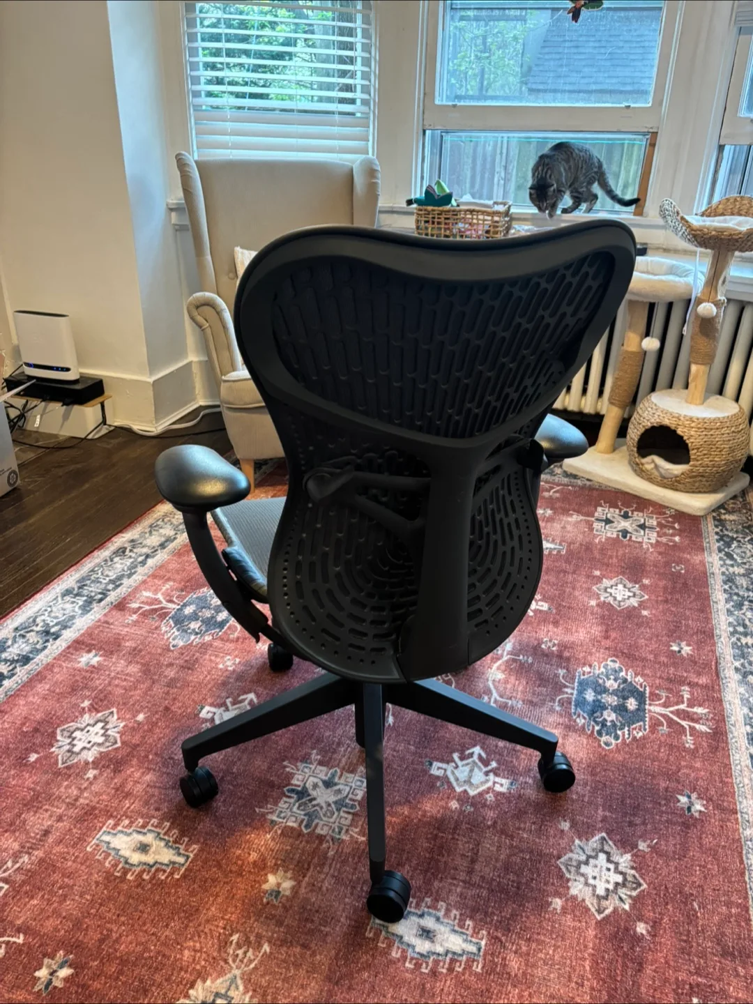 Herman Miller Mirra 2 Ergonomic Office Chair image indicator(3)