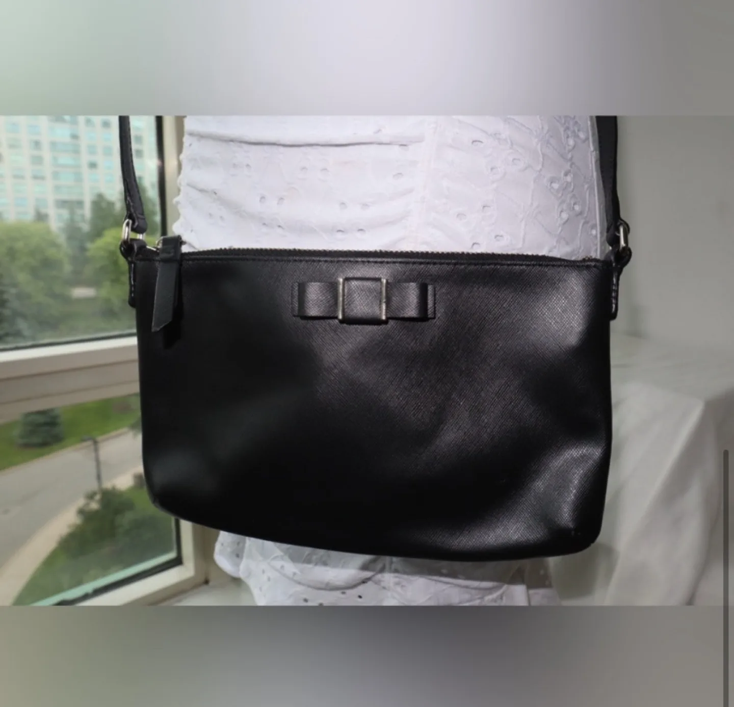 Coach Leather Black  Crossbody Bag image indicator(6)