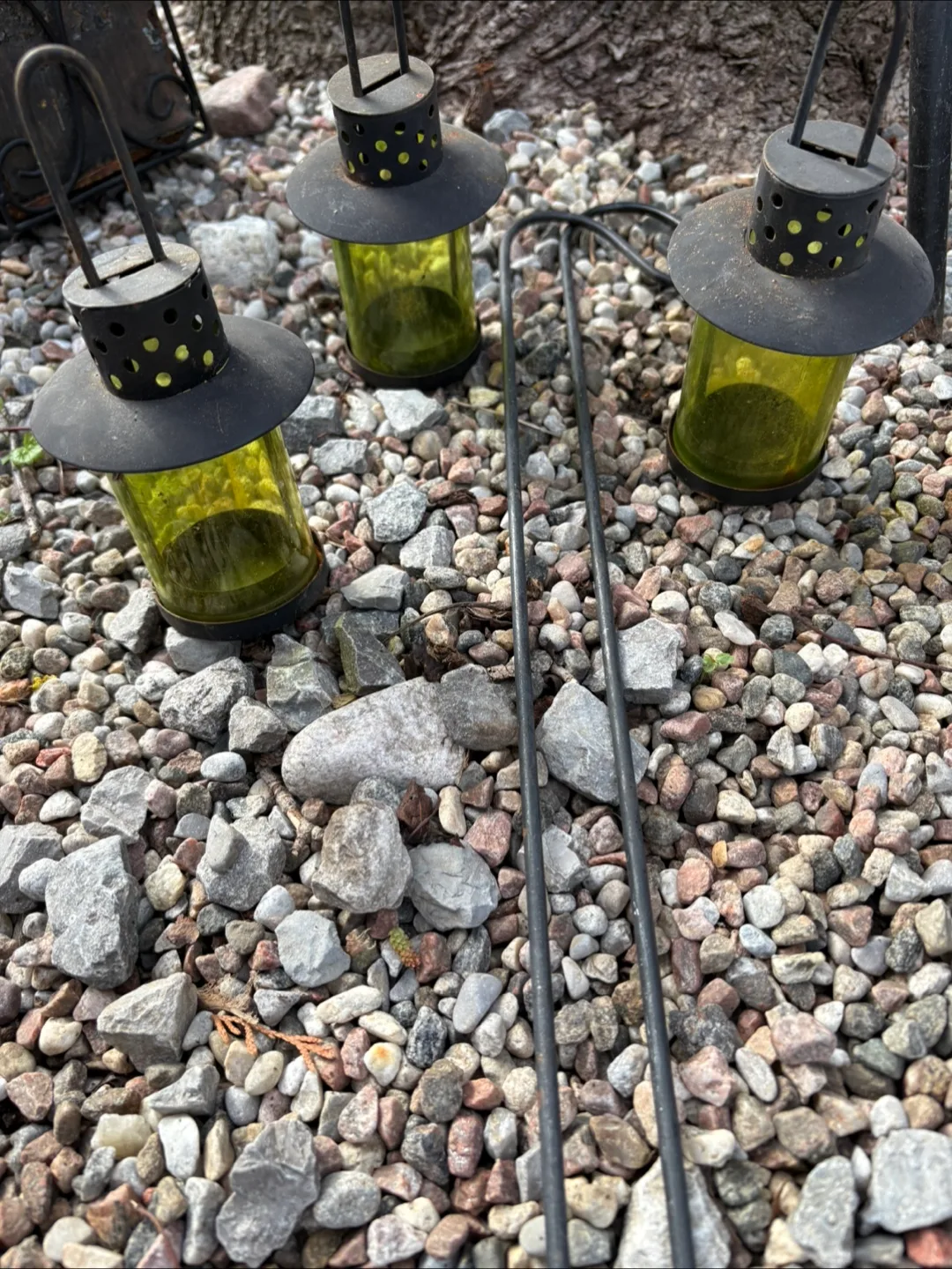 🧡 Set of Spring Metal Garden Candle Holders & Lanterns image indicator(3)