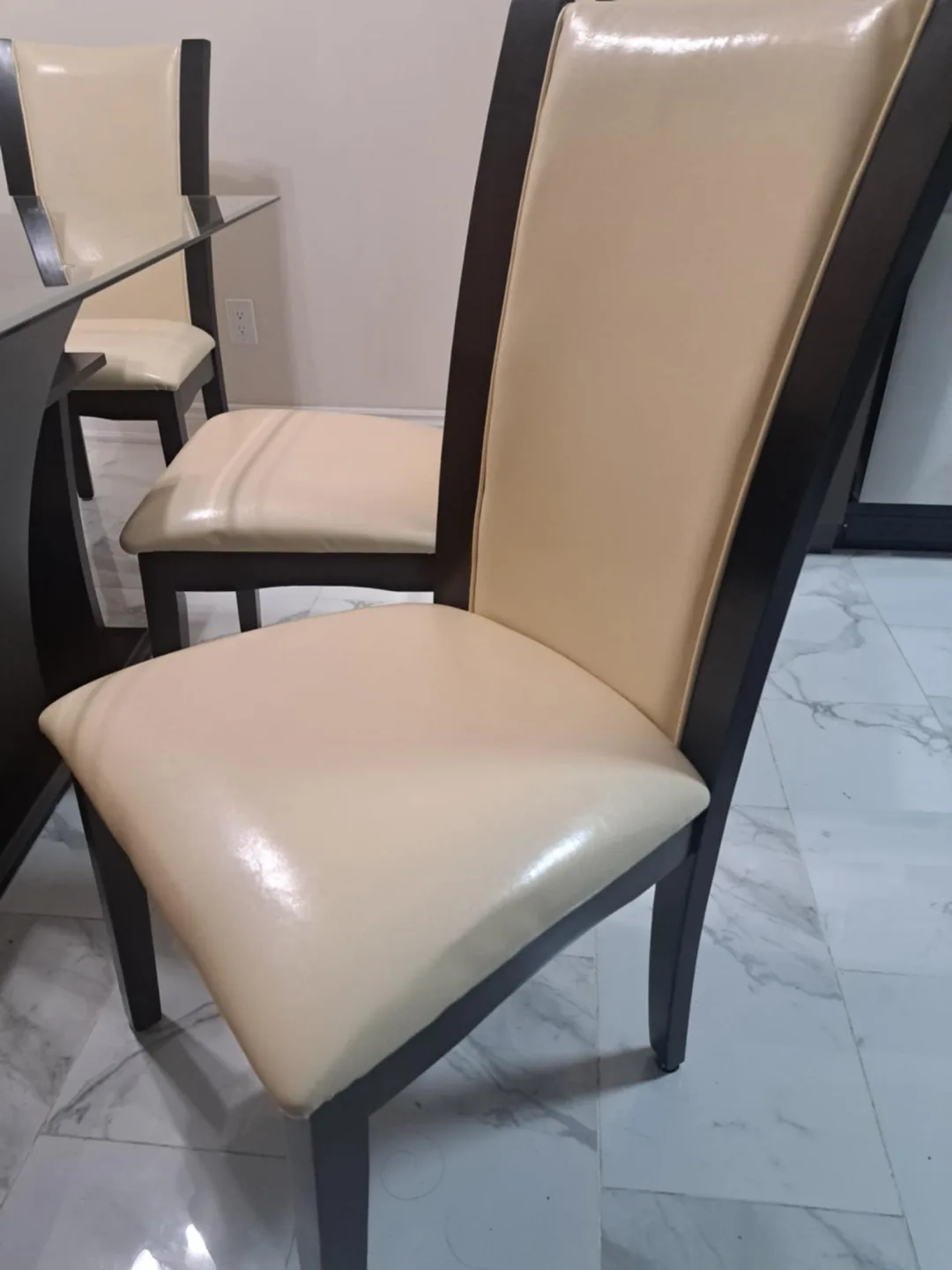 Brand New Glass-top Dining Table Set with 6 Chairs image indicator(3)