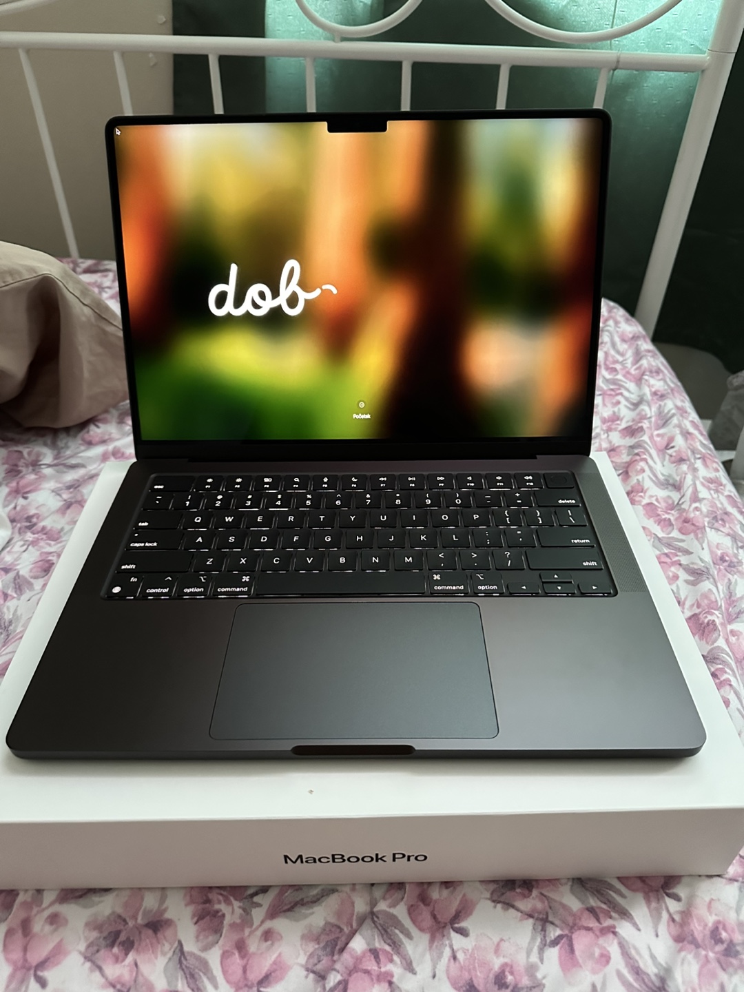 Macbook pro 2024 M4 14 inches