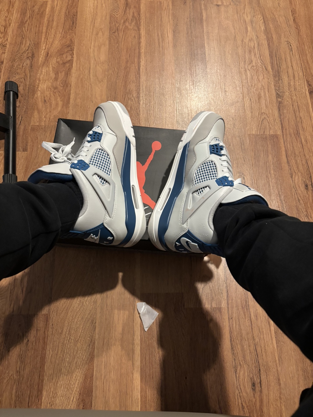 Air Jordan 4 MILITARY BLUE (WITH BOX) - photo 2
