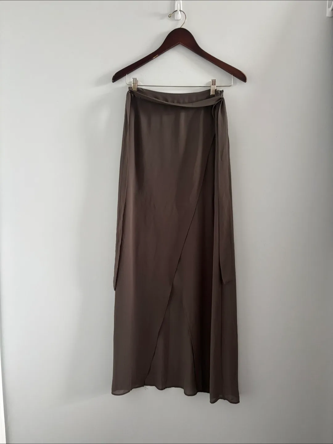 Forever 21 | Wrap Maxi Skirt - S image indicator(3)