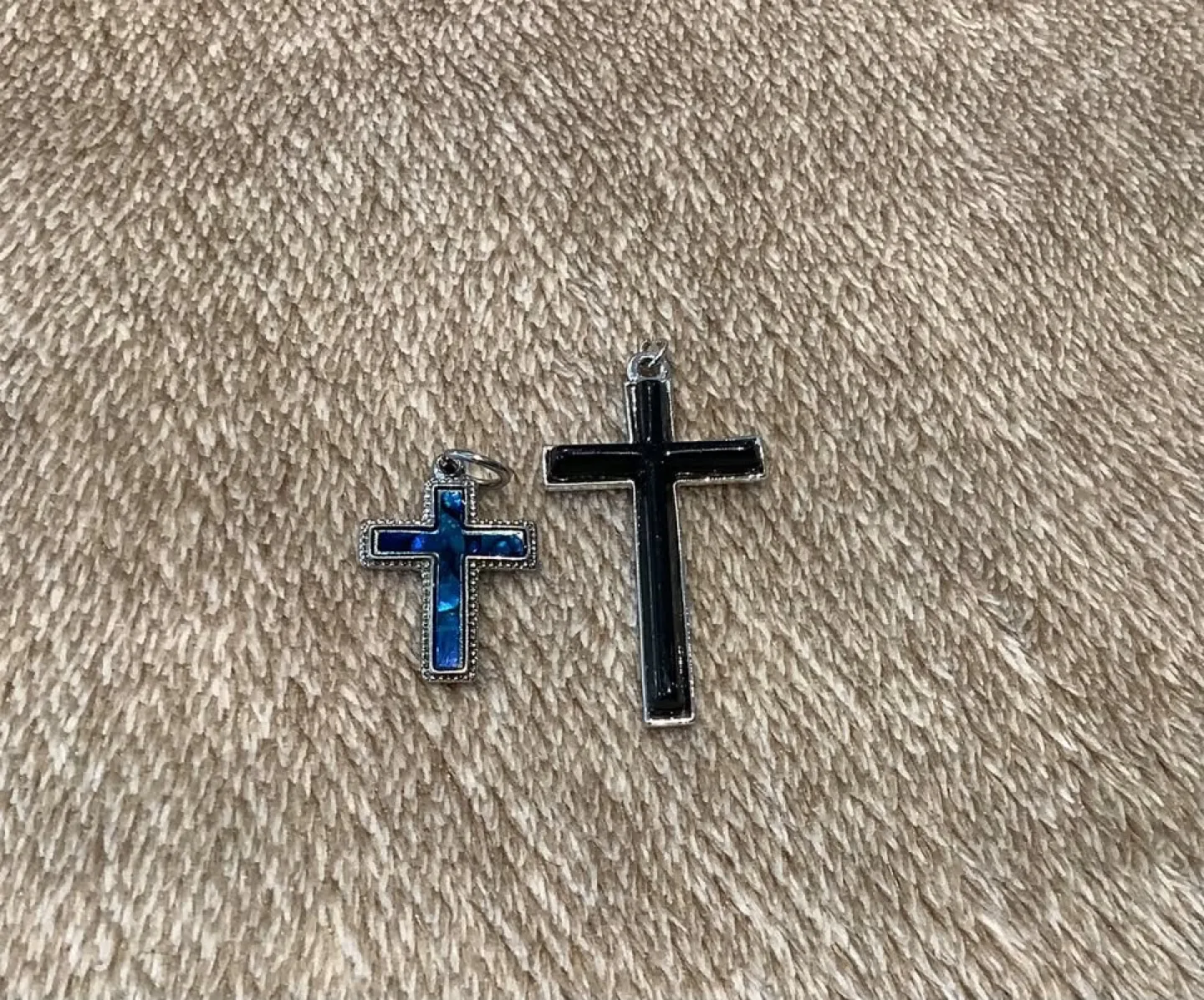 Black onyx and Blue shell Cross Pendants image indicator(4)