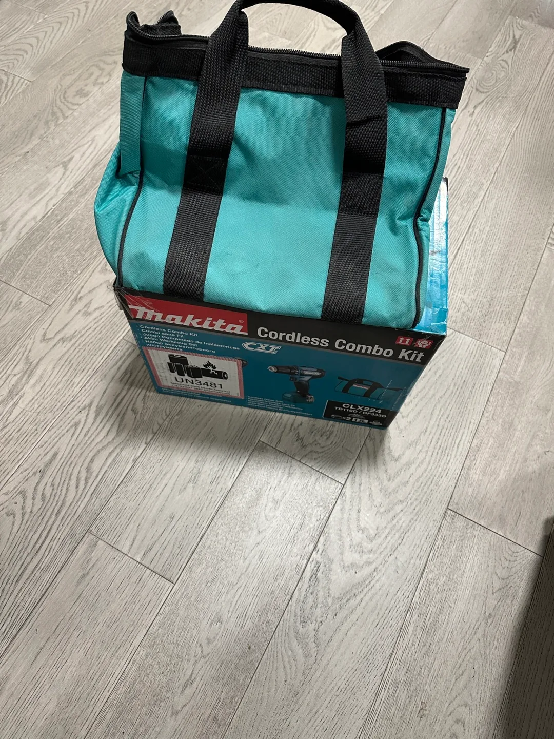 Makita Cordless Combo Kit CLX224 image indicator(3)