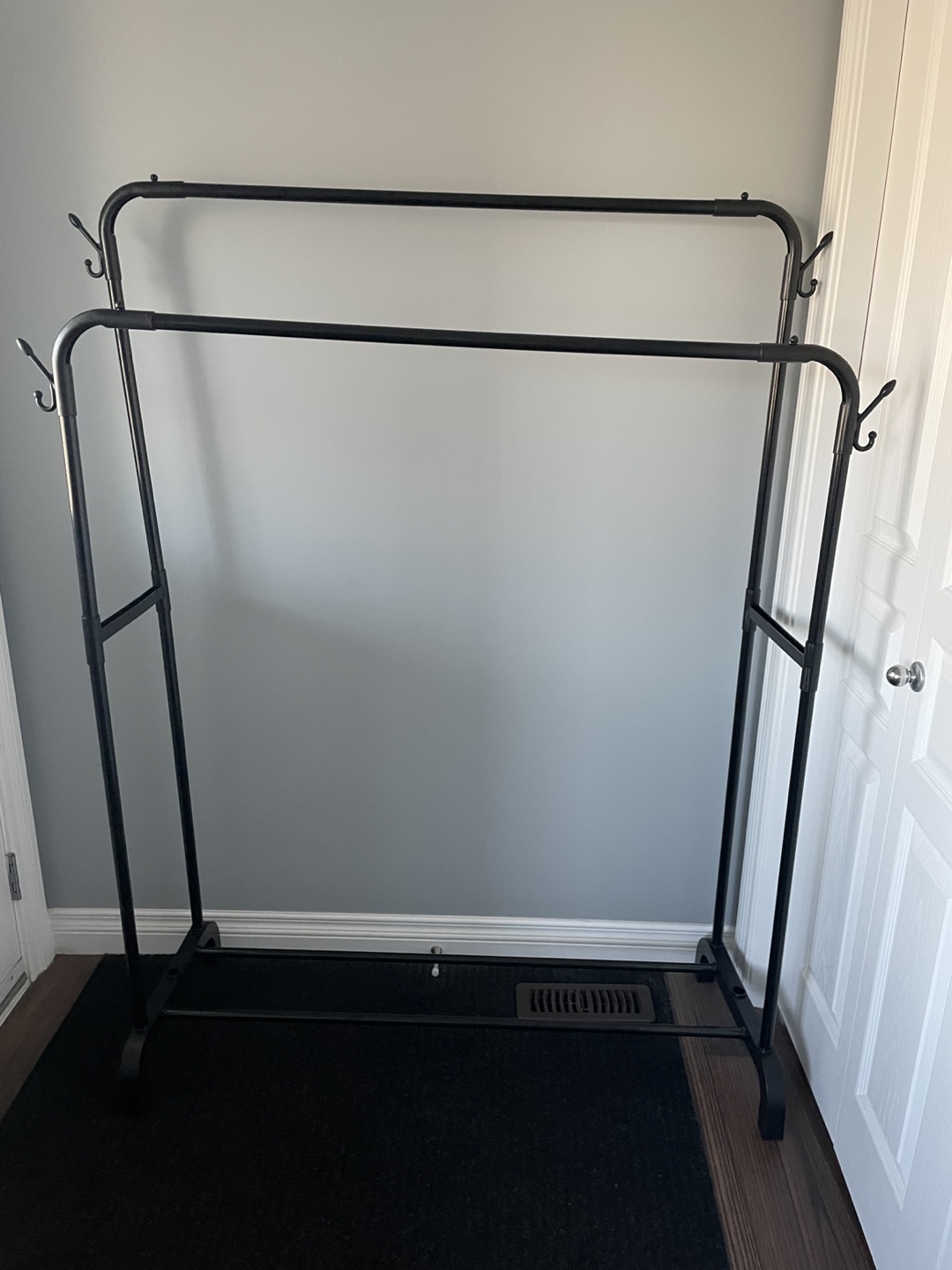 Double Clothing Rack - photo 2