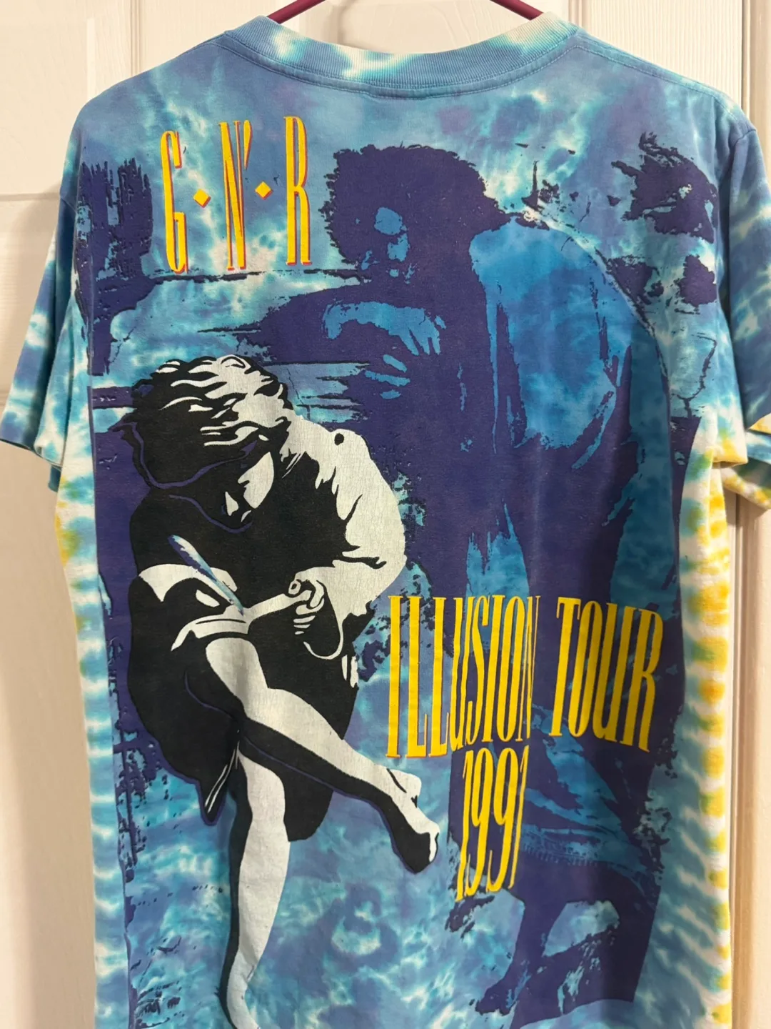 Vintage Guns N' Roses 1991-1992 Illusion Tour Tie-Dye T-Shirt image indicator(6)