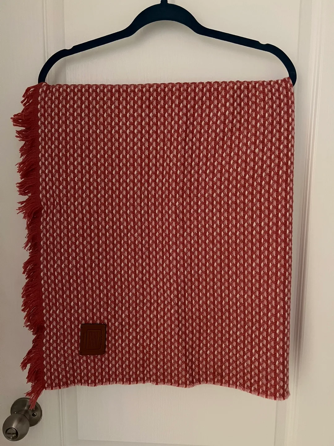 Coach Scarf image indicator(2)