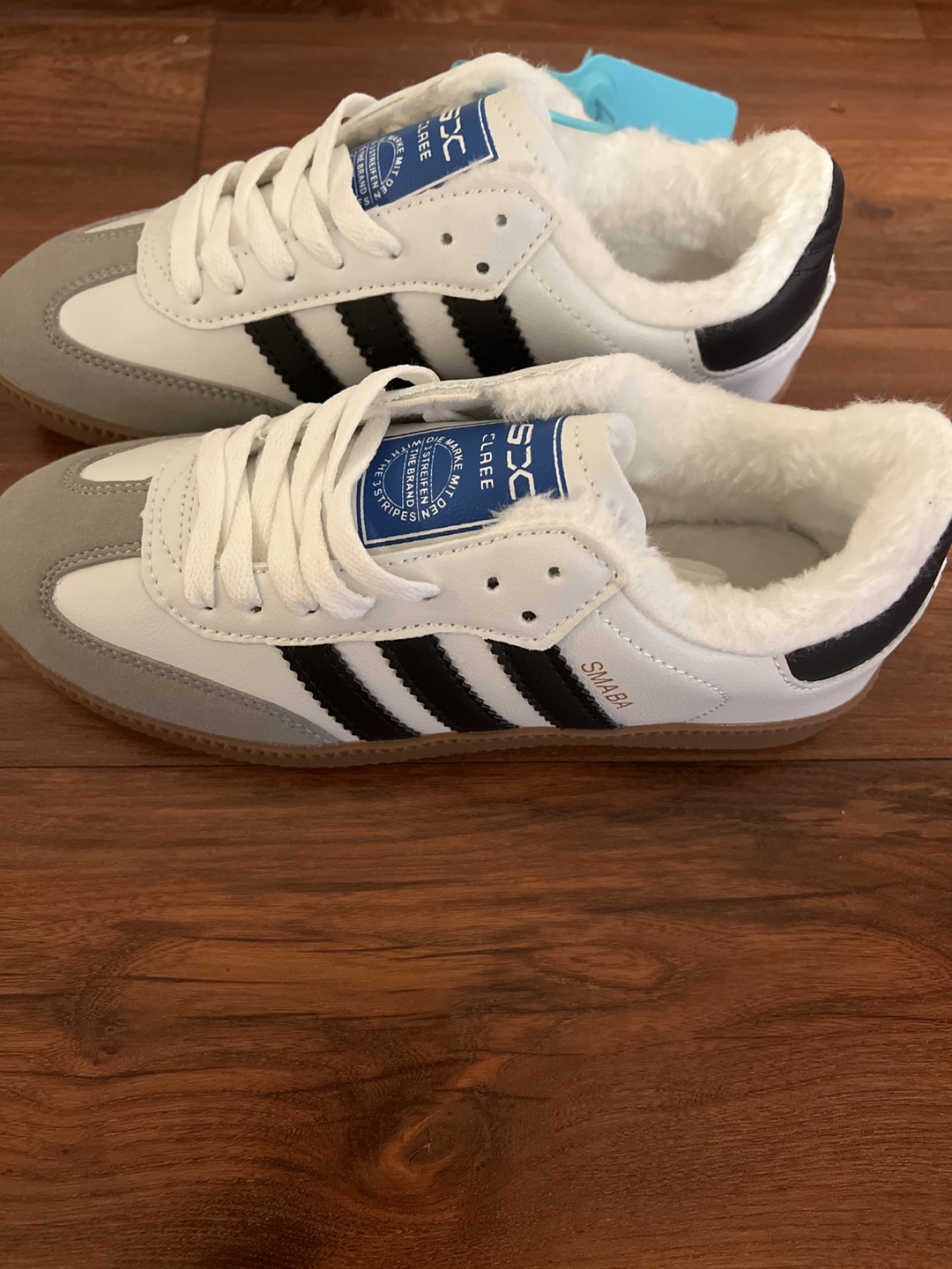 New with tags!  Warm winter sneakers - photo 2