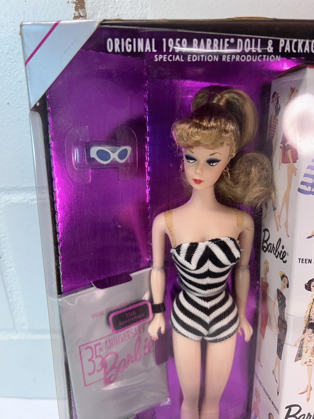 1959 Barbie Doll 35th Anniversary Special Edition Reproduction - photo 2
