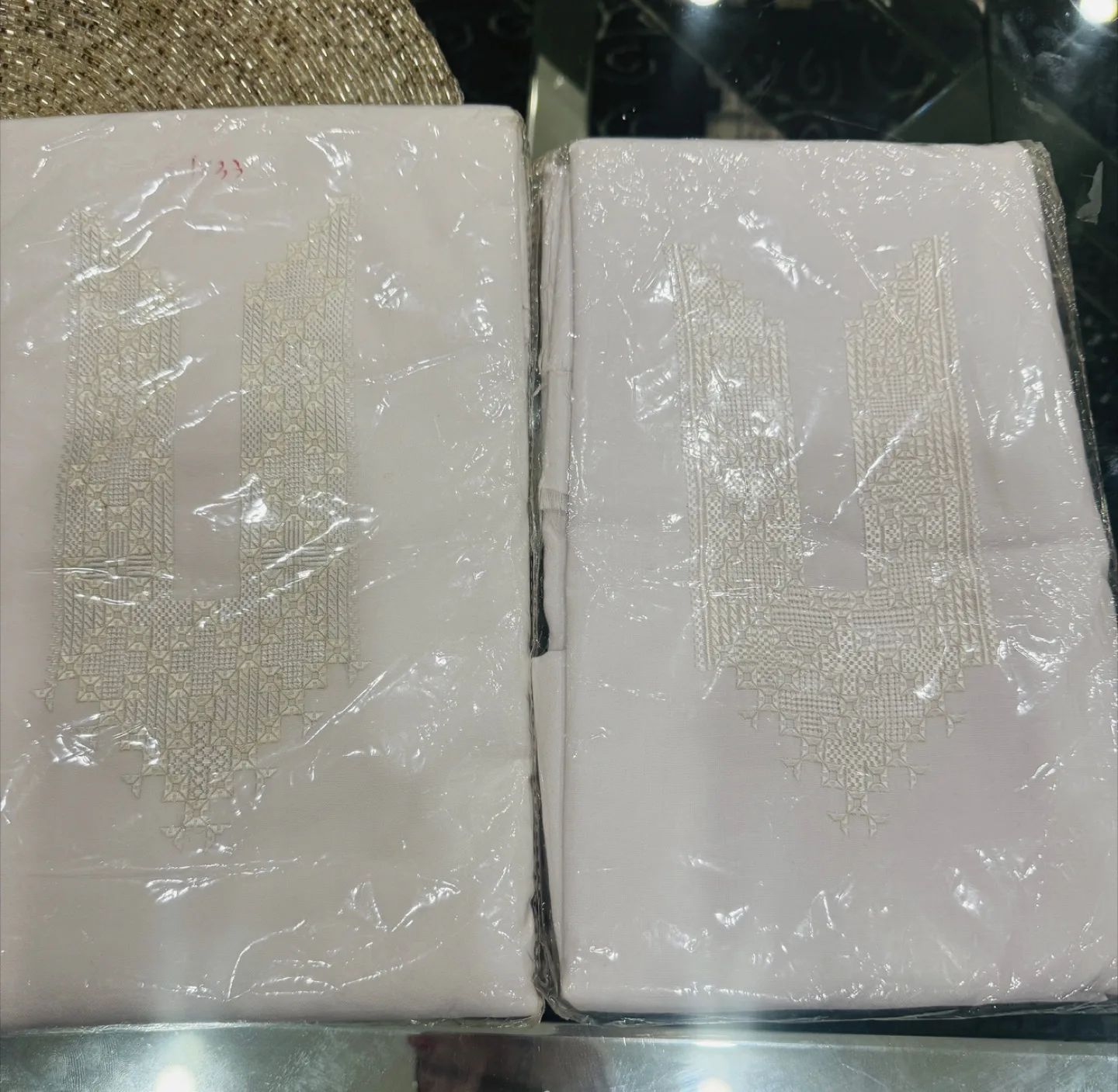 Pakistani Men's Shalwar Kameez Embroidery & Waistcoat Set image indicator(5)