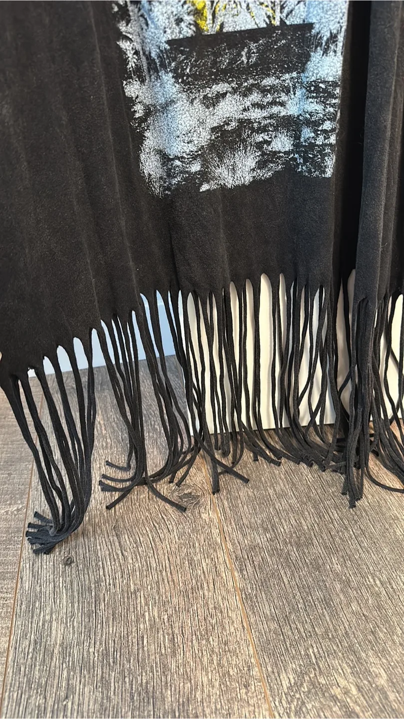 EUC Torrid Black Funky Fringed Crop Tank Top image indicator(3)