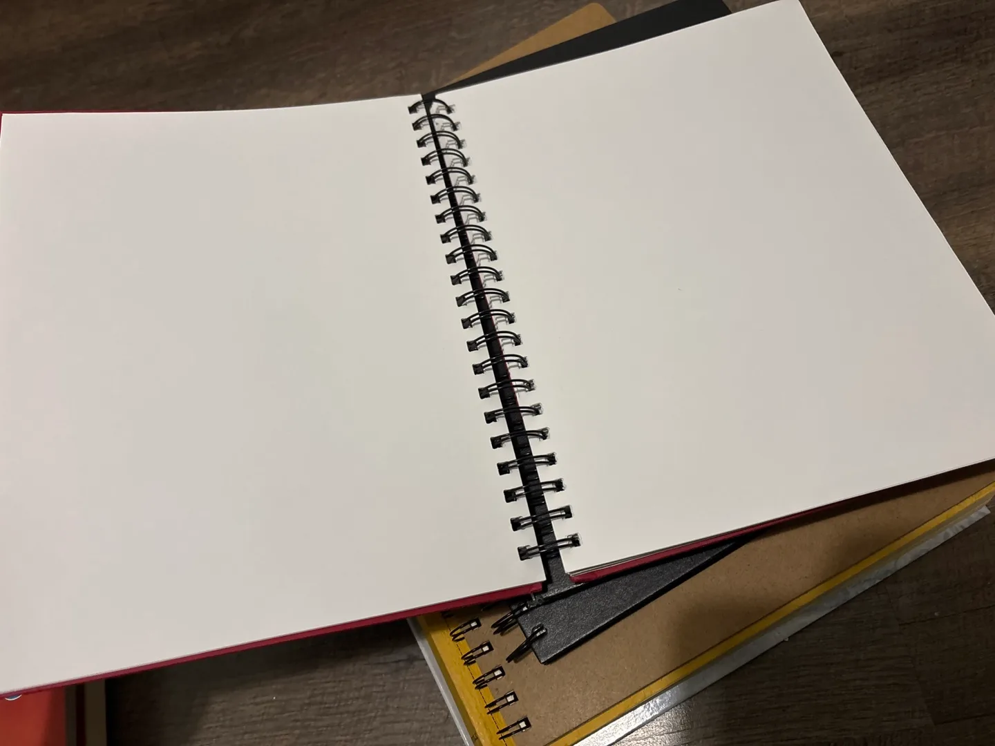 Bulk lot of sketchbooks and drawing paper image indicator(2)