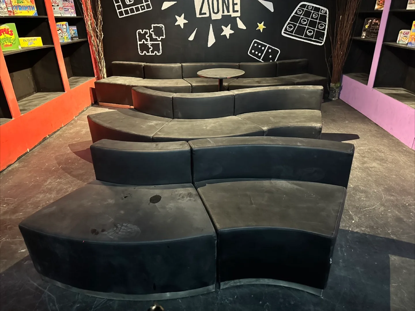 Curved Modular Seating thumbnail