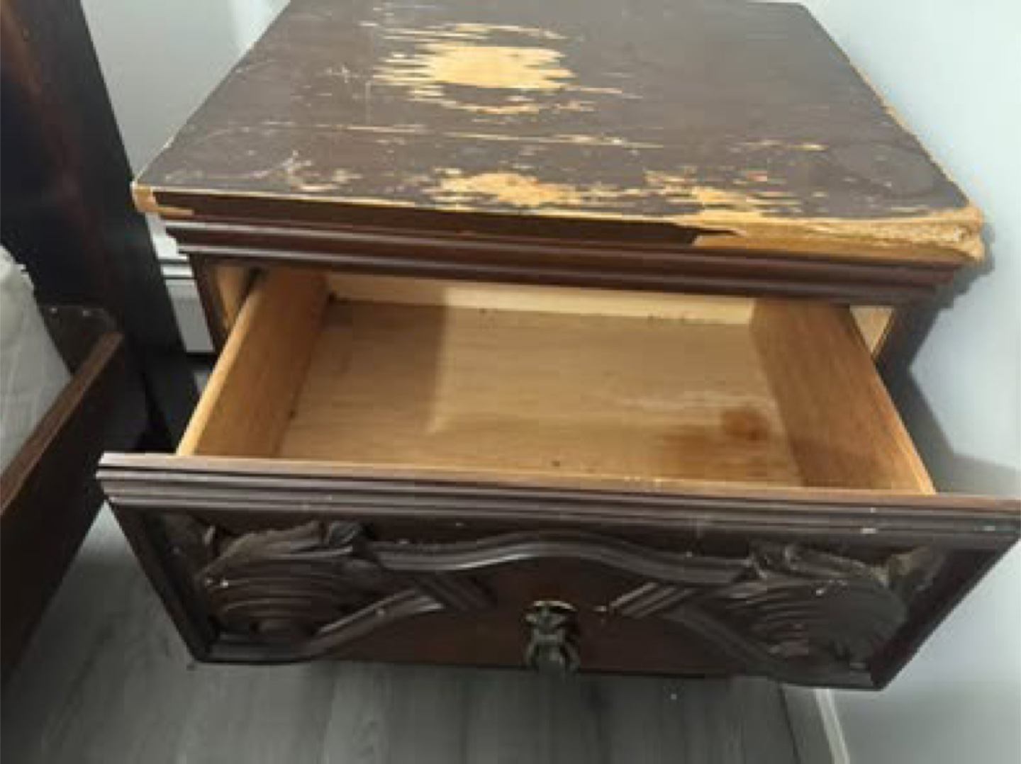 Vintage Wooden Bedroom Set - Chest of Drawers and Nightstand - photo 3